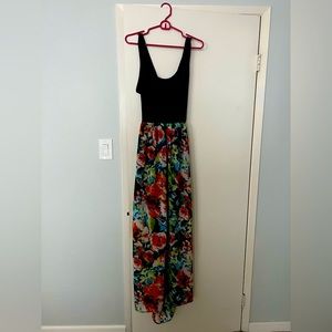 LE LIS size XL stretch cotton with back cutout and chiffon maxi bottom